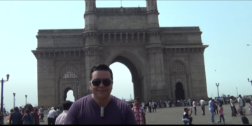 EL CAFECITO DE LA MAÑANA REPORTAJE INDIA-MUMBAI-ALEX CABADA