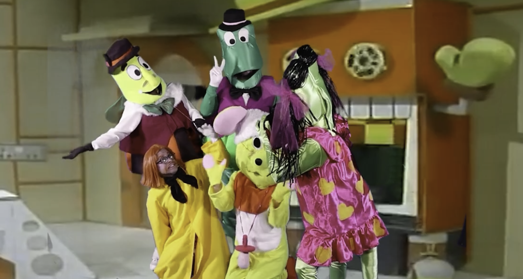 PARODIA ODISEA BURBUJAS – EL CAFECITO DE LA MAÑANA DEL DIA DE L NIÑO 2024